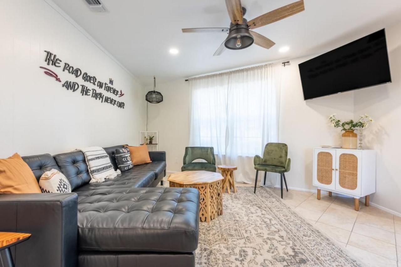 Downtown Pearl Bungalow At Beer Ranch Project Wimberley Esterno foto