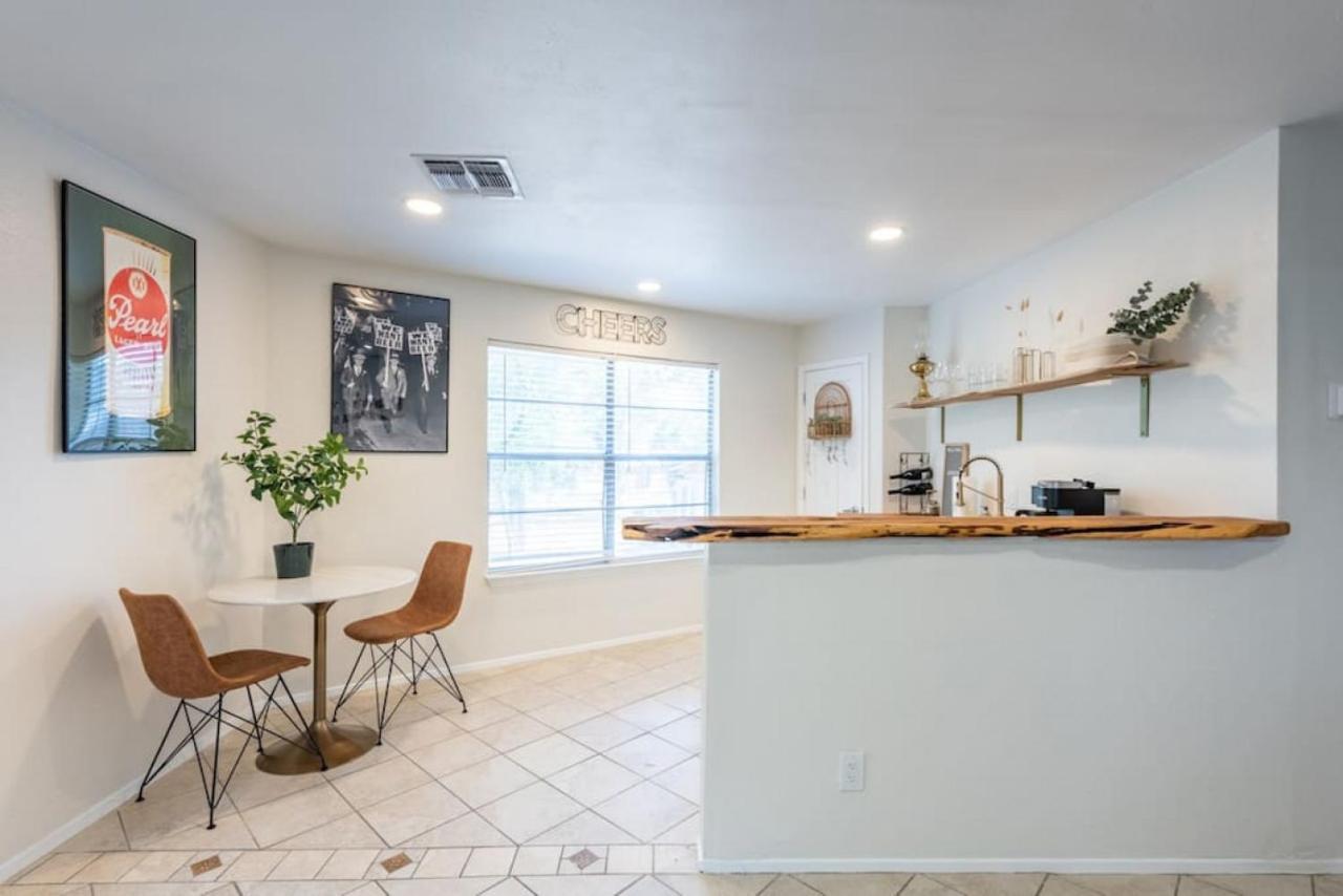 Downtown Pearl Bungalow At Beer Ranch Project Wimberley Esterno foto